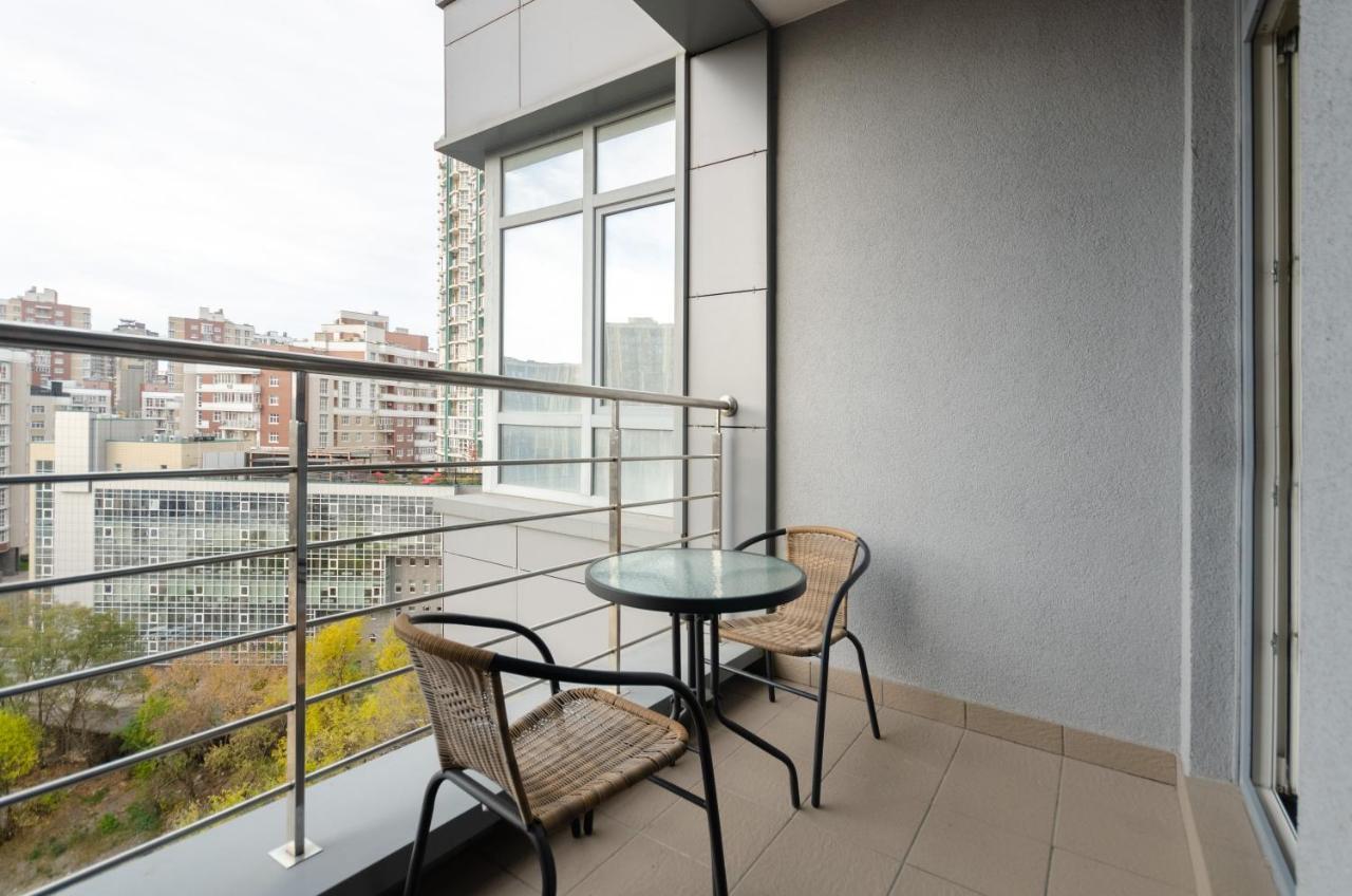 Petrovdom Apartaments 8-188 In Rc Central Park, 7 John Mccain Street 키예프 외부 사진